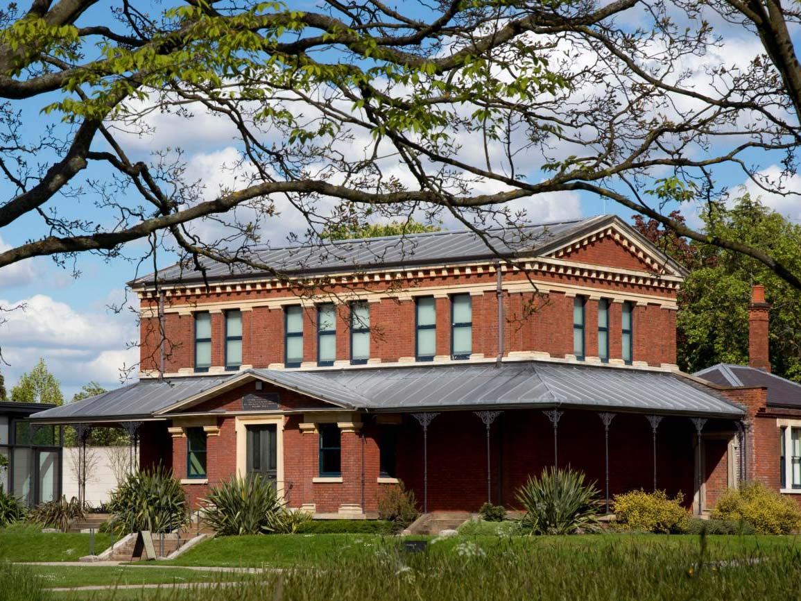 Marianne North Gallery