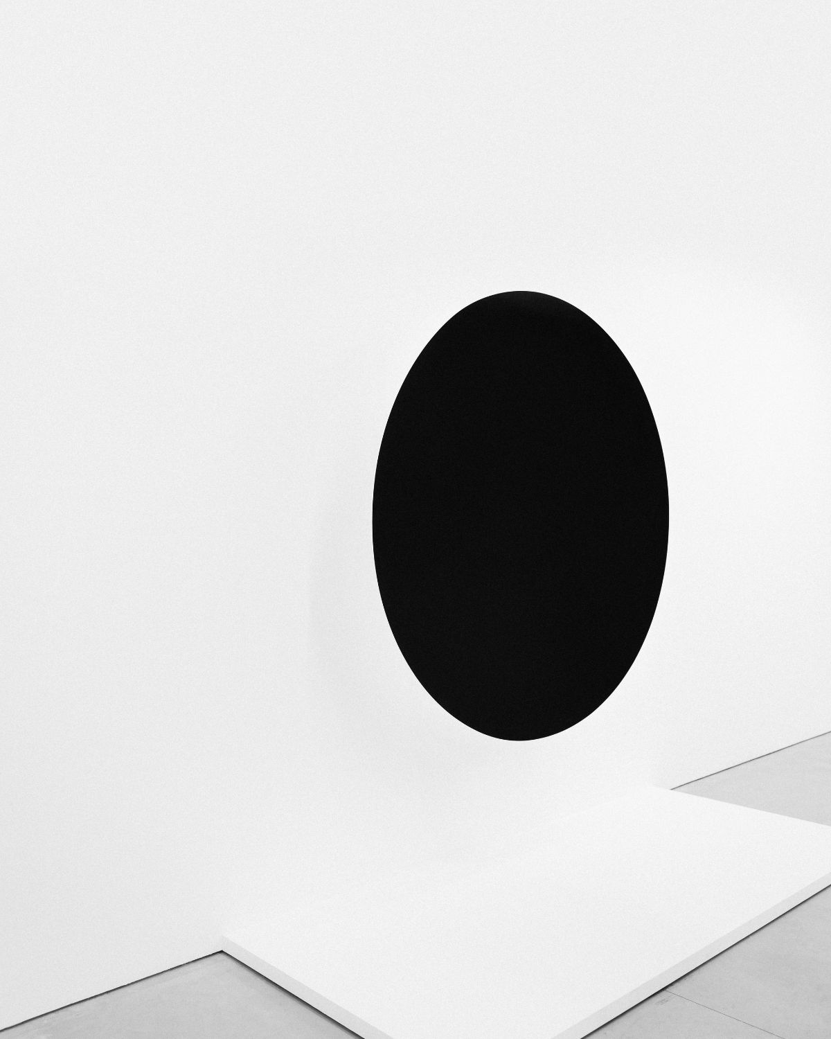 Anish Kapoor Lisson Gallery